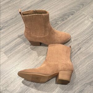 Universal Thread Tan Suede Ankle Booties
